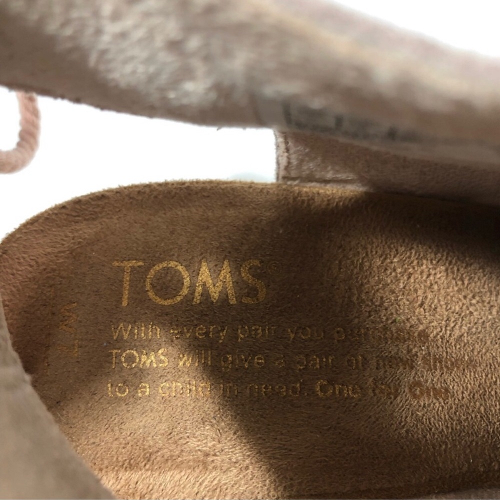Toms Tassel suede pink blush peep toe block heel sandals. Size 7 - Picture 8 of 8